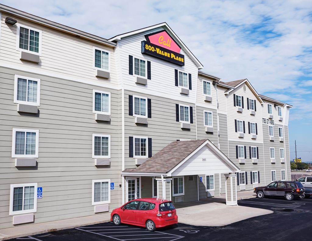 Woodspring Suites Topeka Esterno foto