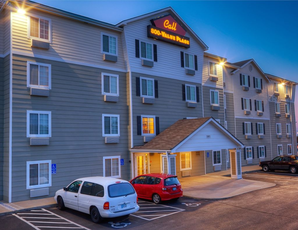 Woodspring Suites Topeka Esterno foto