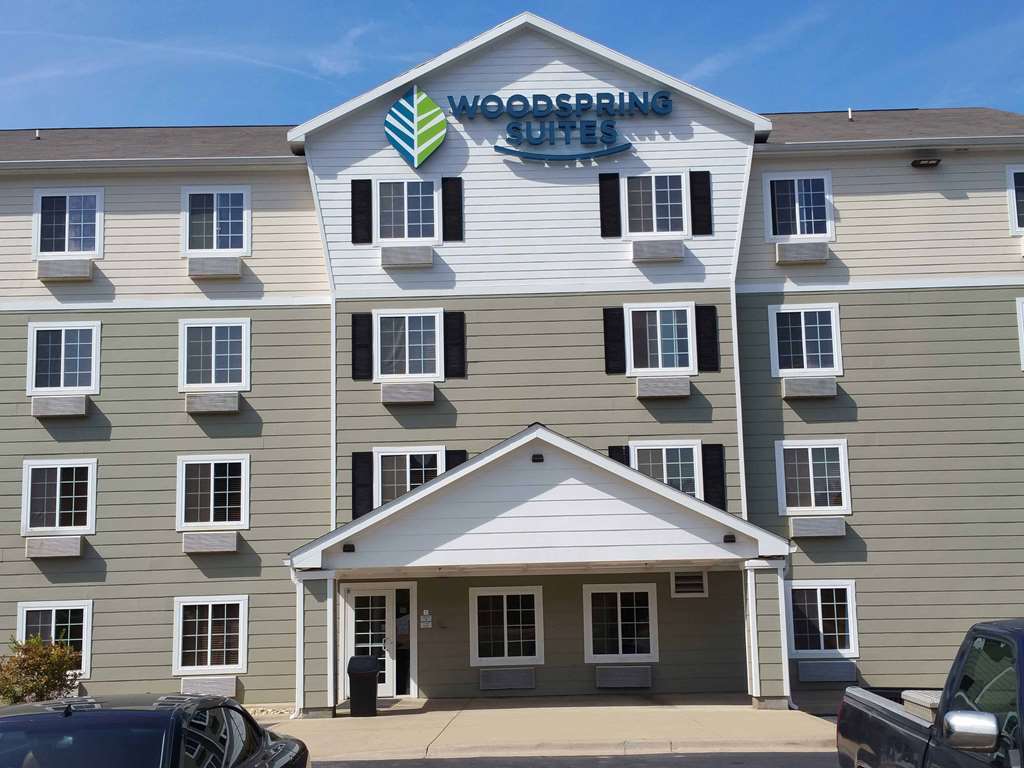 Woodspring Suites Topeka Esterno foto