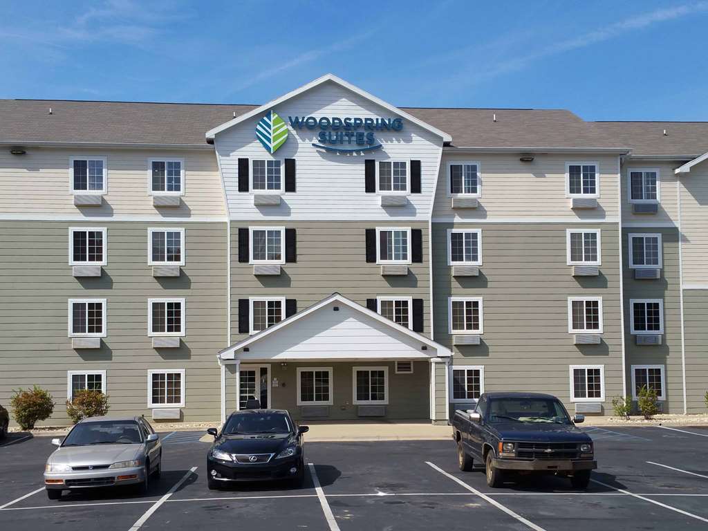 Woodspring Suites Topeka Esterno foto